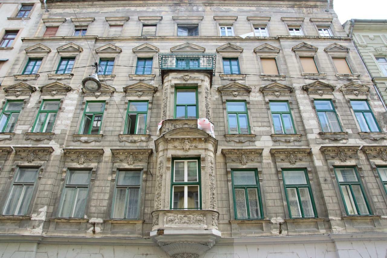 Standard By Hi5 - Steindl Street *